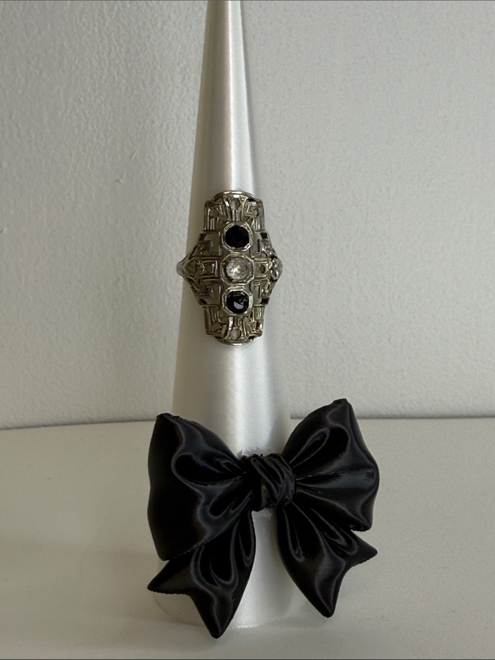 Vintage Art Deco Long Open Filigree Shield Cocktail Dinner Ring Black Clear